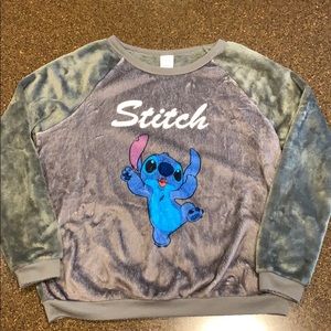 Women’s Stitch Sweatshirt